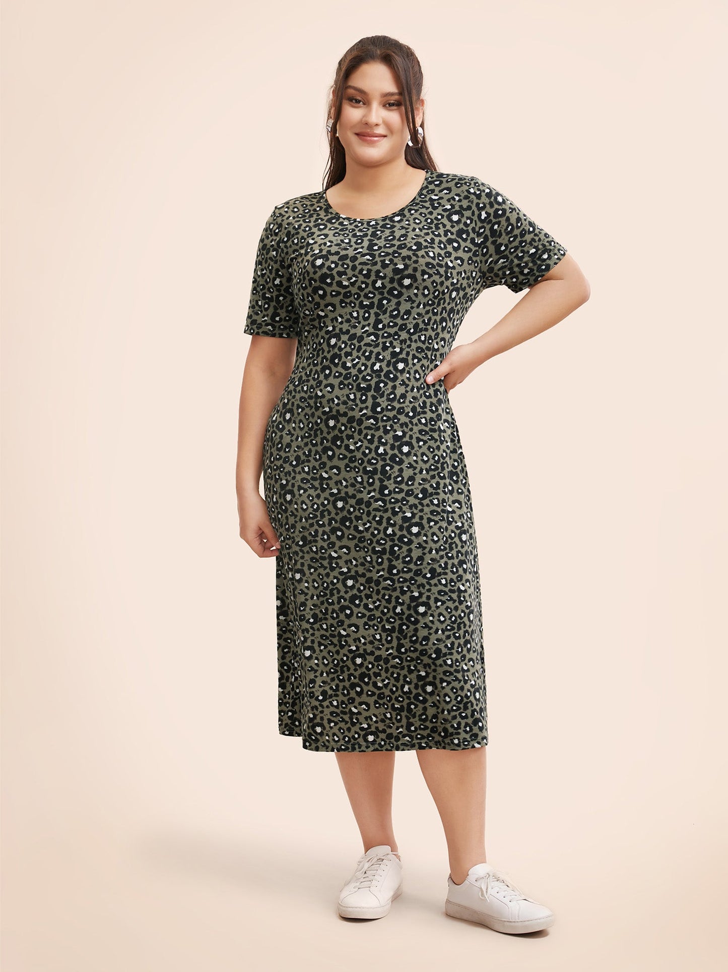 Round Neck Leopard Print Midi Dress