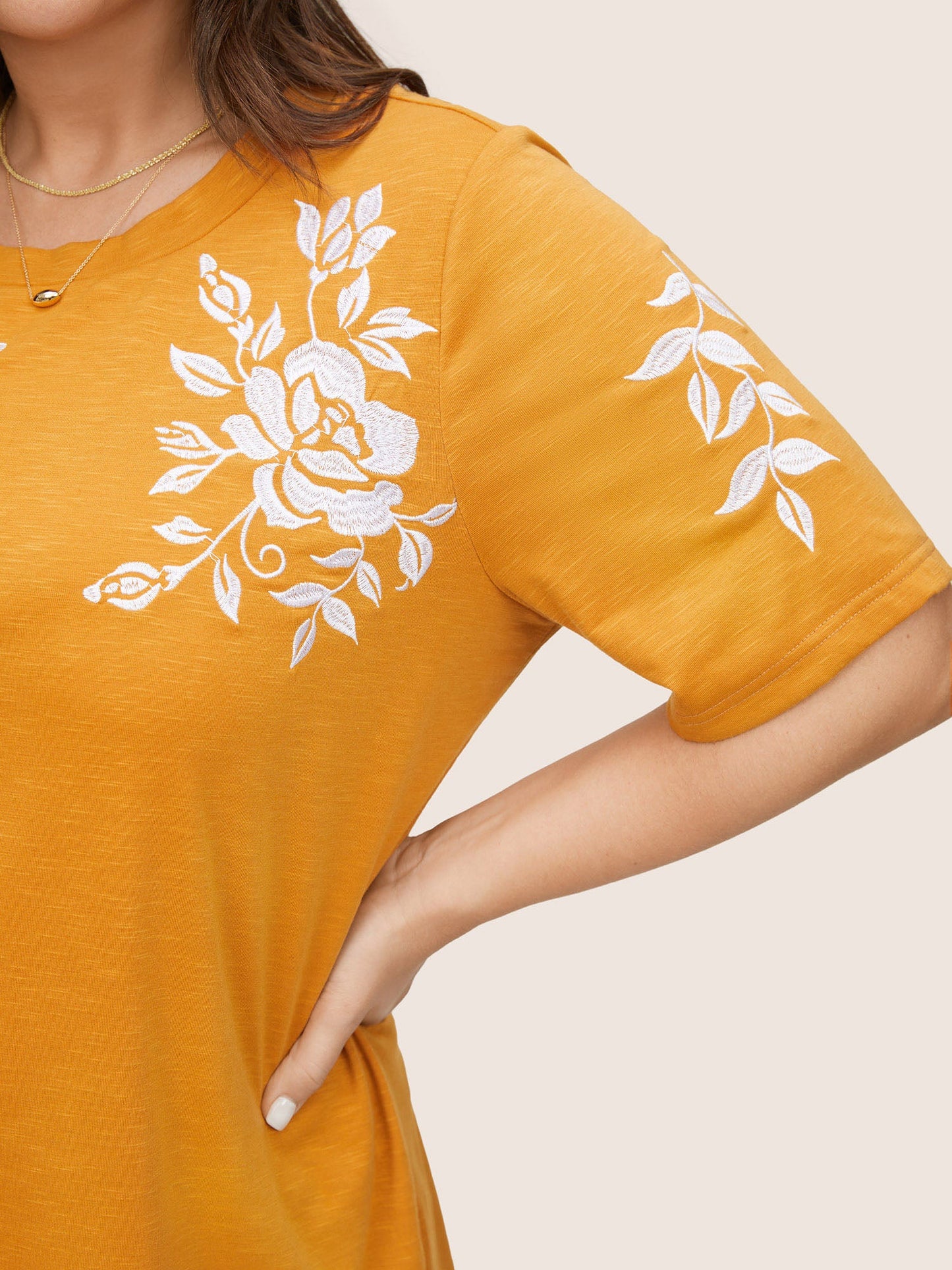 Floral Embroidered Contrast Round Neck T-shirt