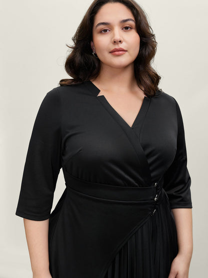 Metal Buckle Drape Pleated Midi Dress