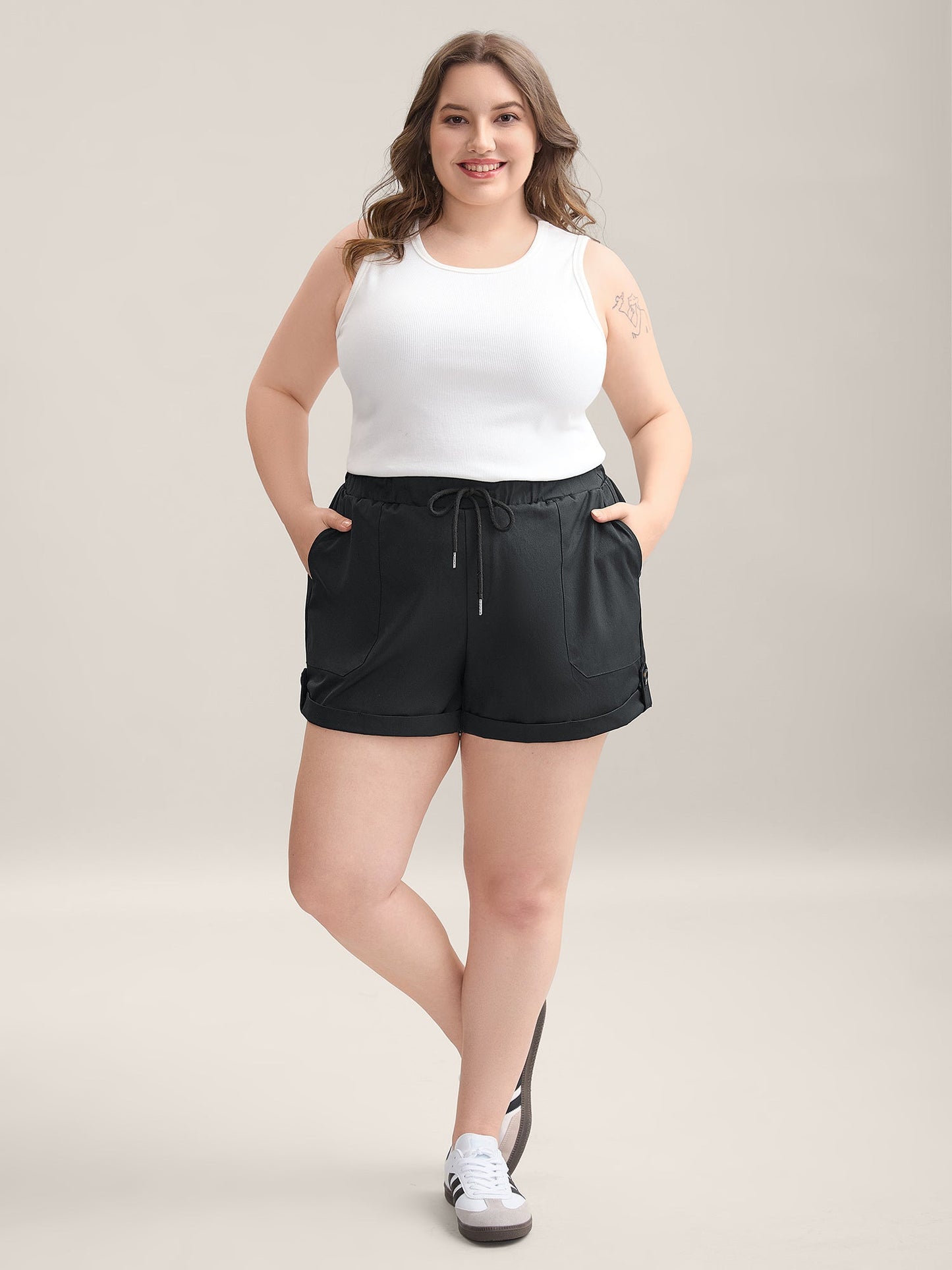 Rolled Hem Straight-Leg Drawstring Shorts