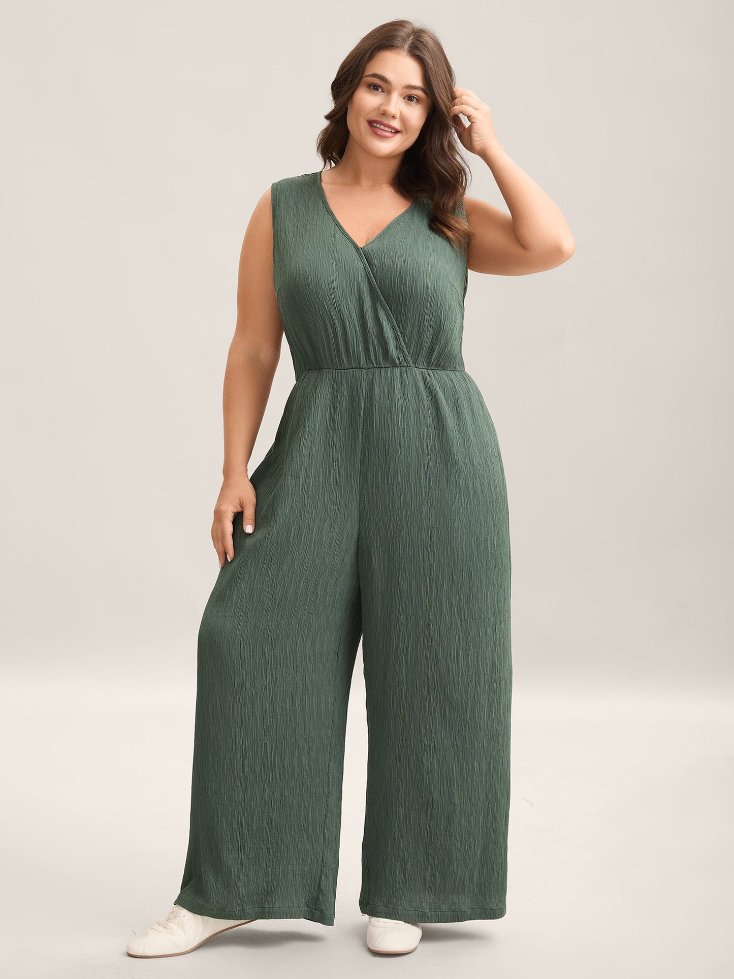 Textured Plain Pockets Wide-Leg Jumpsuit