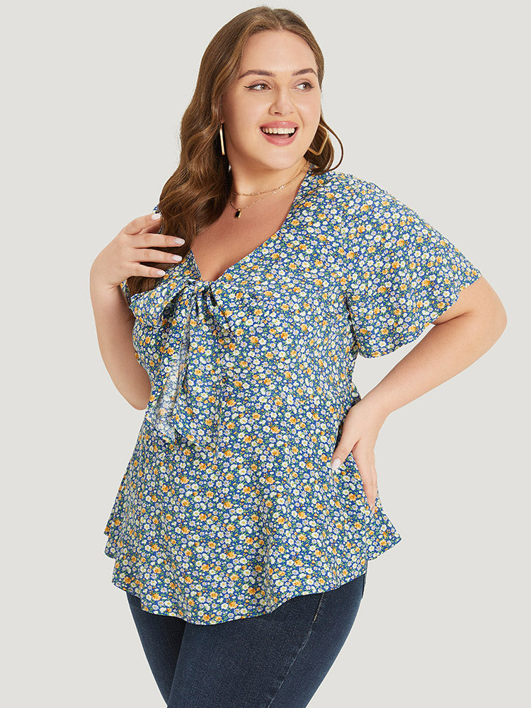 Ditsy Floral Knot V Neck Blouse