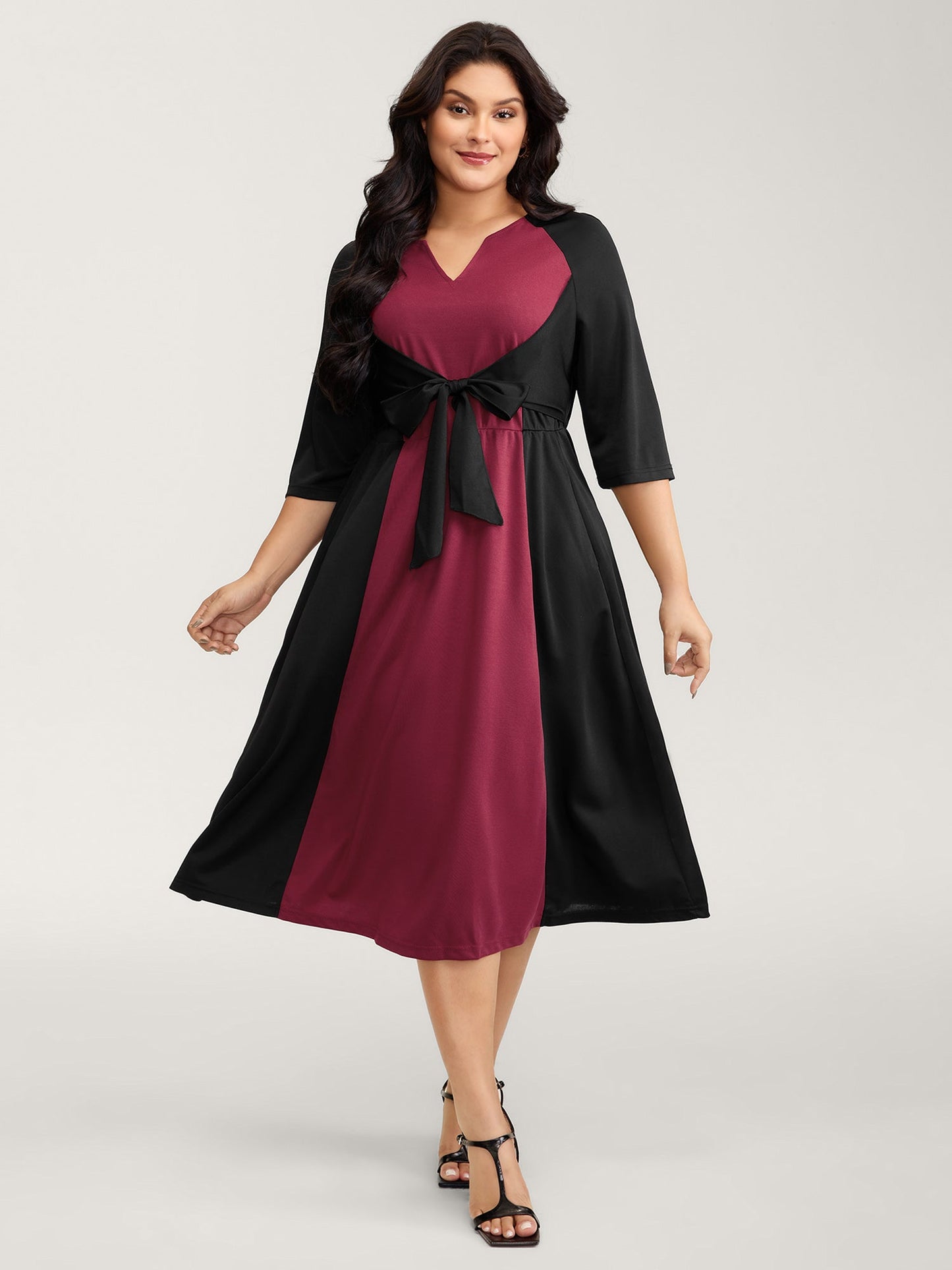 Contrast Stretchy Cinched-Waist Midi Dress