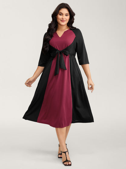 Contrast Stretchy Cinched-Waist Midi Dress