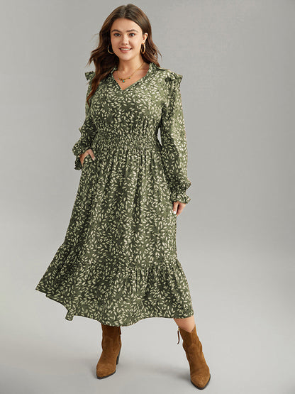 Ditsy Floral Flutter Trim Pocket Shirred Dress