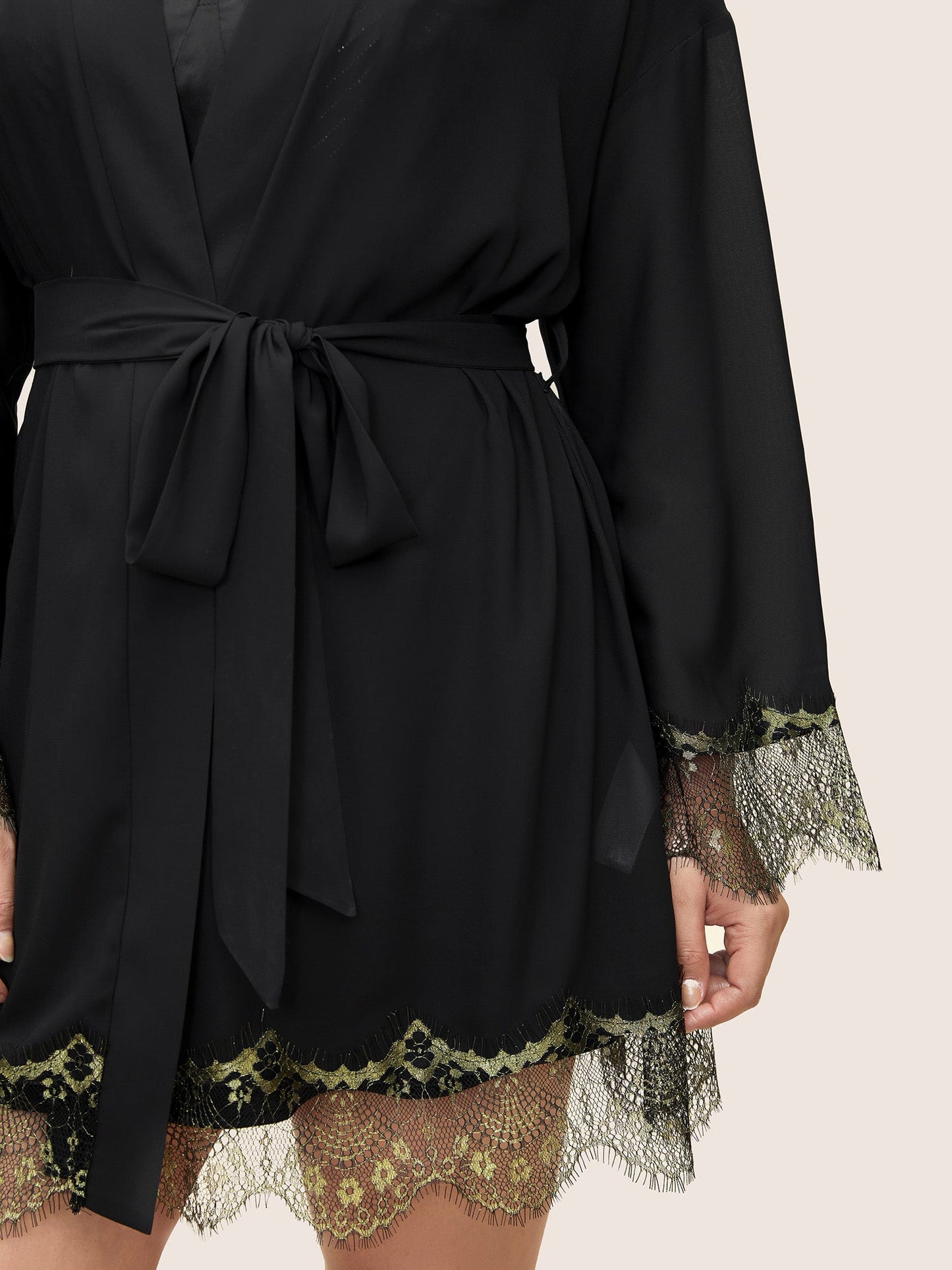 Contrast Lace Patchwork Scalloped Trim Belted Robe