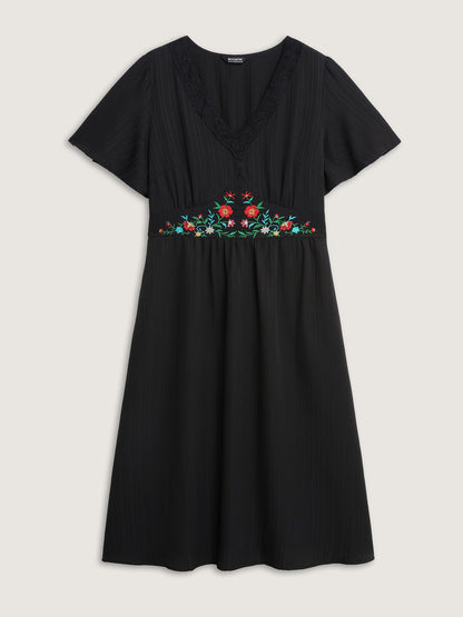 Floral Embroidered Waist Lace Trim Midi Dress