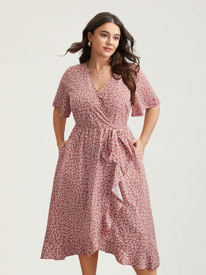 Ditsy Floral Print Stretchy-Waist Ruffle Midi Dress