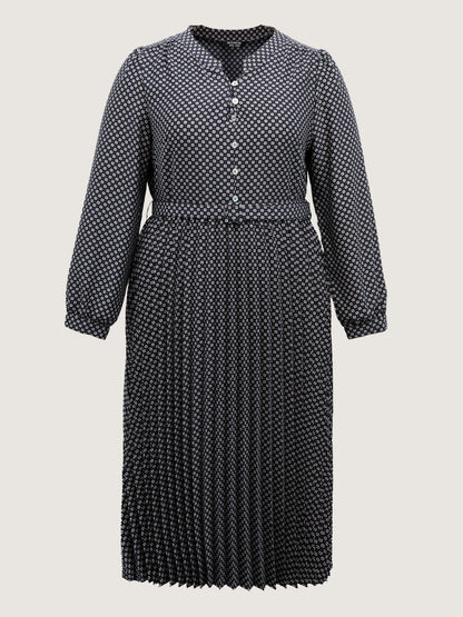 Geometric Print Pleated Notched Collar Midi Dress