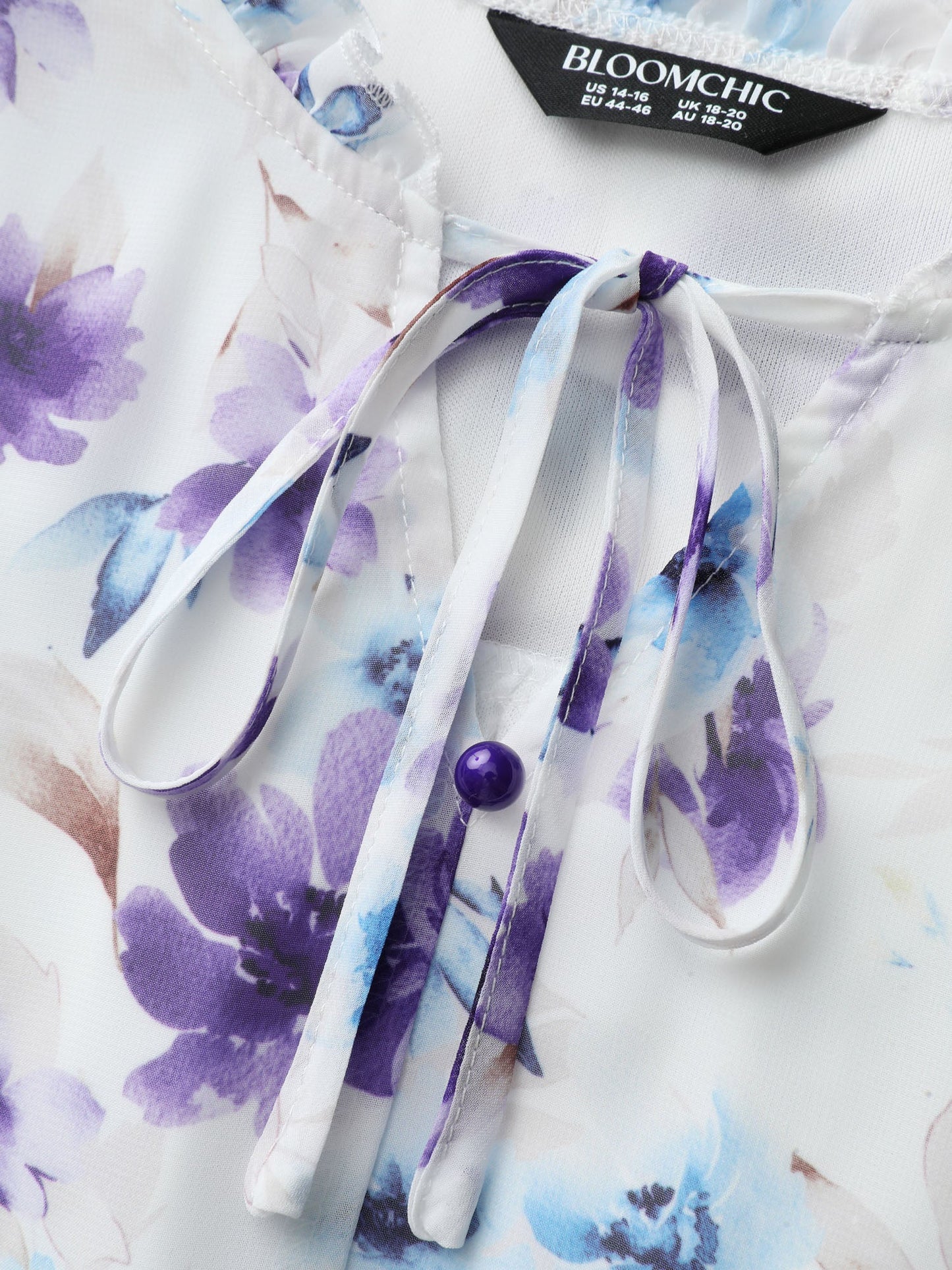 Chiffon Floral Spliced Neckline Tie Blouse