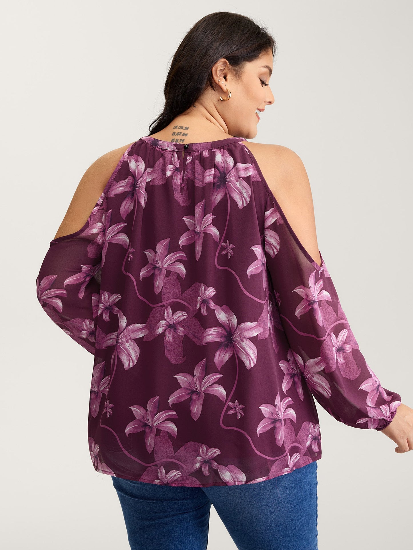 Off-Shoulder Floral Print Metal Detail Blouse