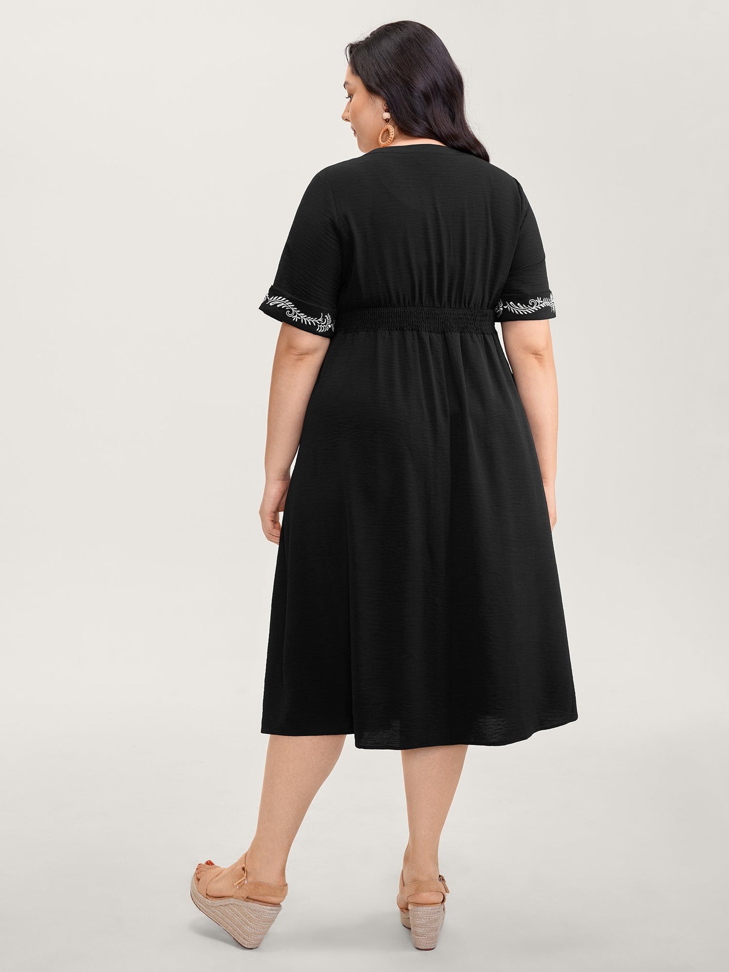 Embroidered Shirred Waist-Defining Maxi Dress