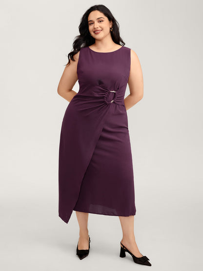 Metal Buckle Twist Side Sheath Maxi Dress