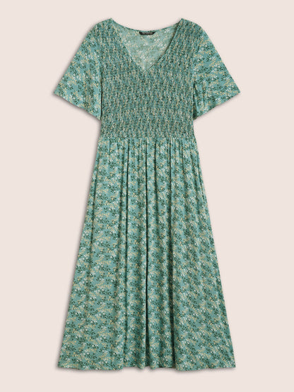 Rayon Ditsy Floral V Neck Shirred Dress