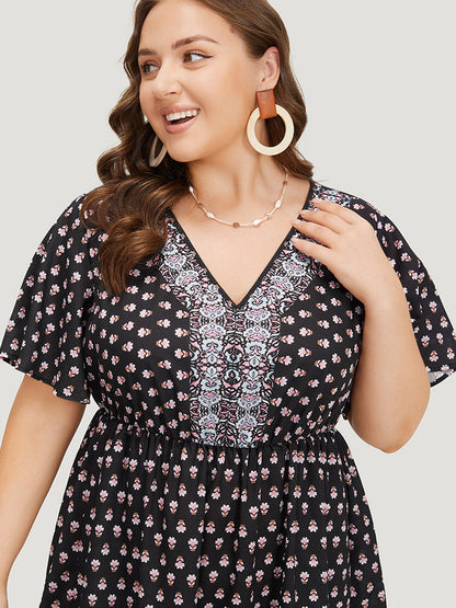 Boho Print Contrast Gathered Pocket Ruffles Dress