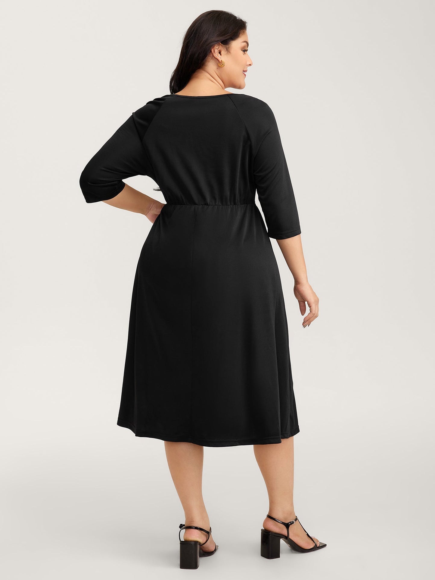 Contrast Stretchy Cinched-Waist Midi Dress