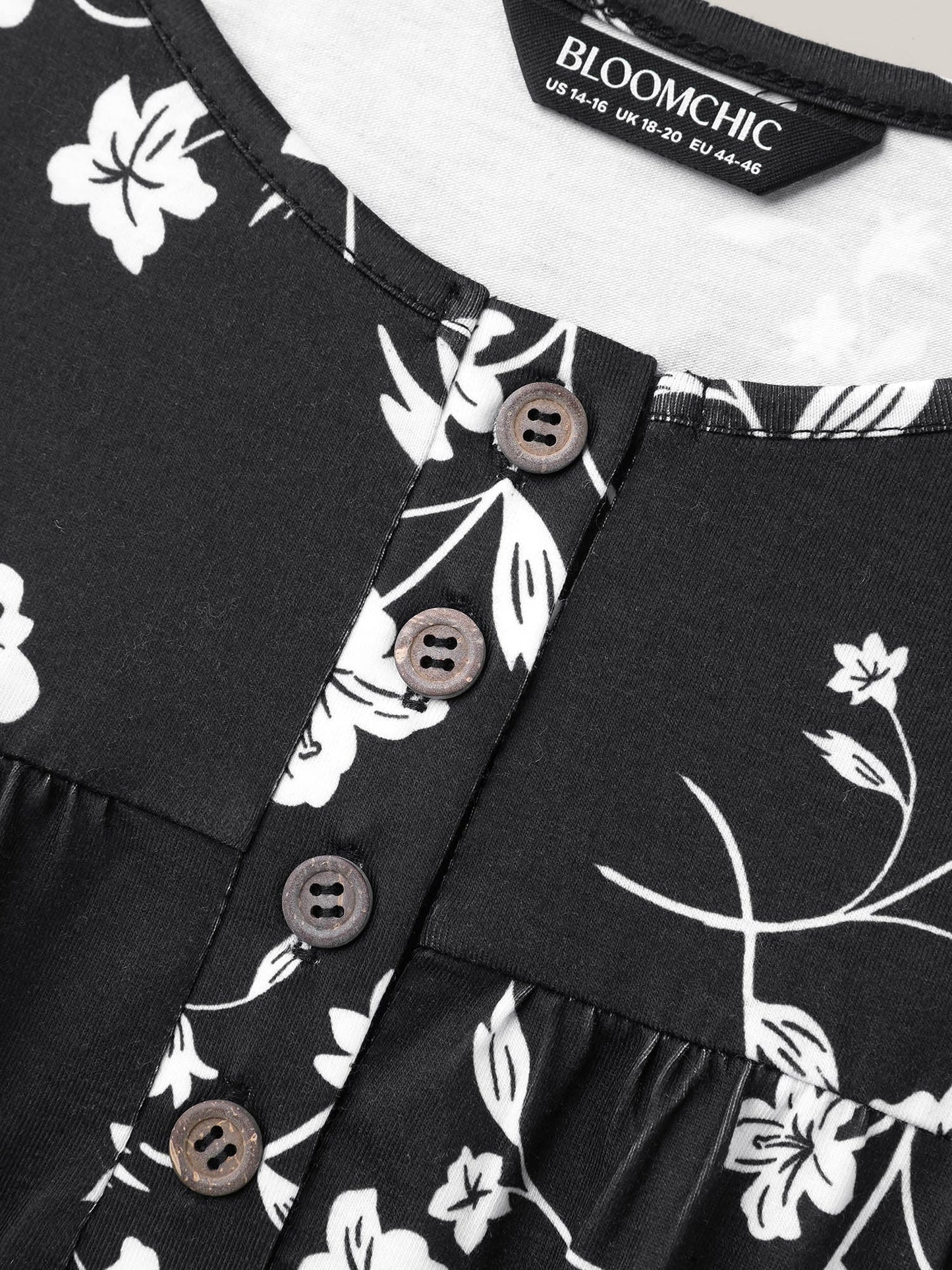 Floral Print Button Placket Pleated T-Shirt
