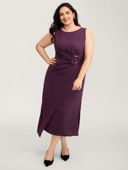 Metal Buckle Twist Side Sheath Maxi Dress