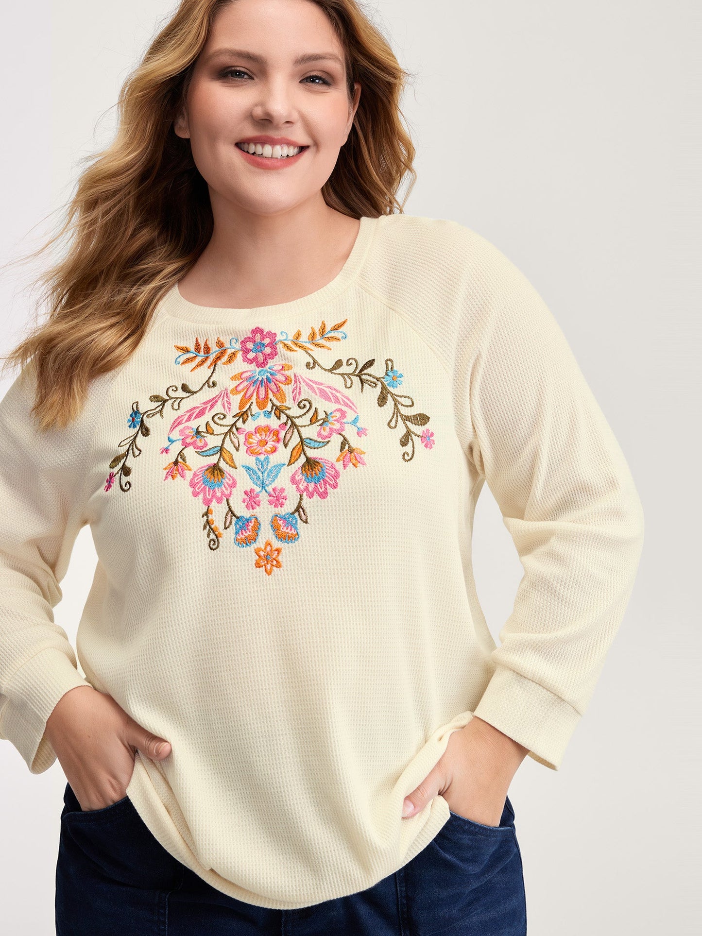 Colorful Floral Embroidery Anti-Abrasion Collar Sweatshirt