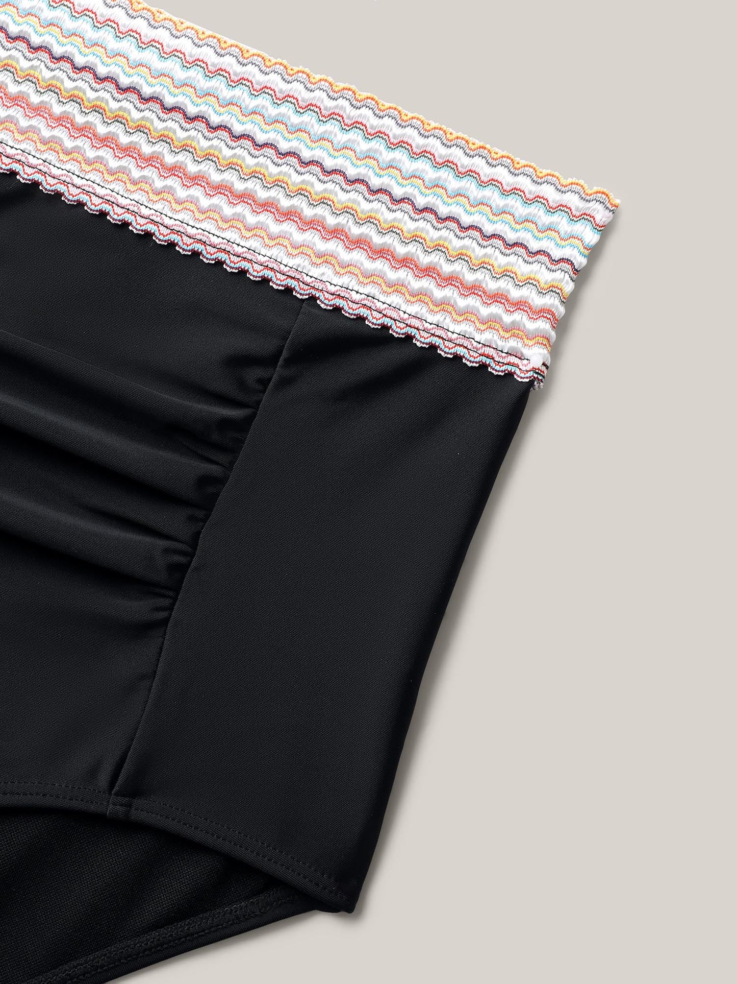 Contrast Waistband Ruched Fitted Swim Bottoms