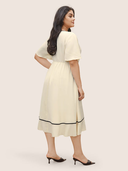 Anti-Wrinkle Wrap Tiered Ruffles Contrast Ties Dress