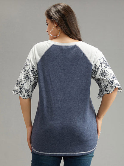 Contrast Embroidered Scalloped Trim T-shirt
