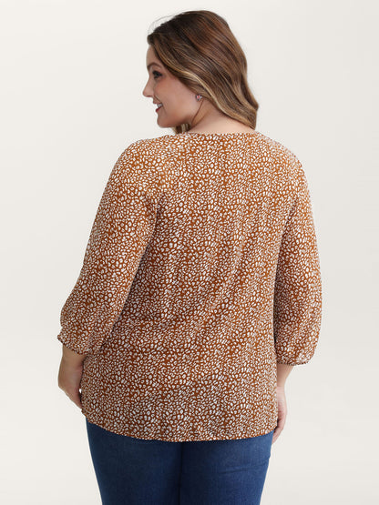 Floral Print Neck Cut-Out Shirred Blouse