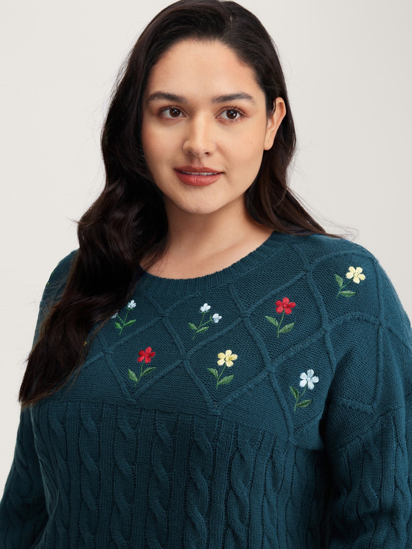 Floral Embroidered Cable Knit Pullover