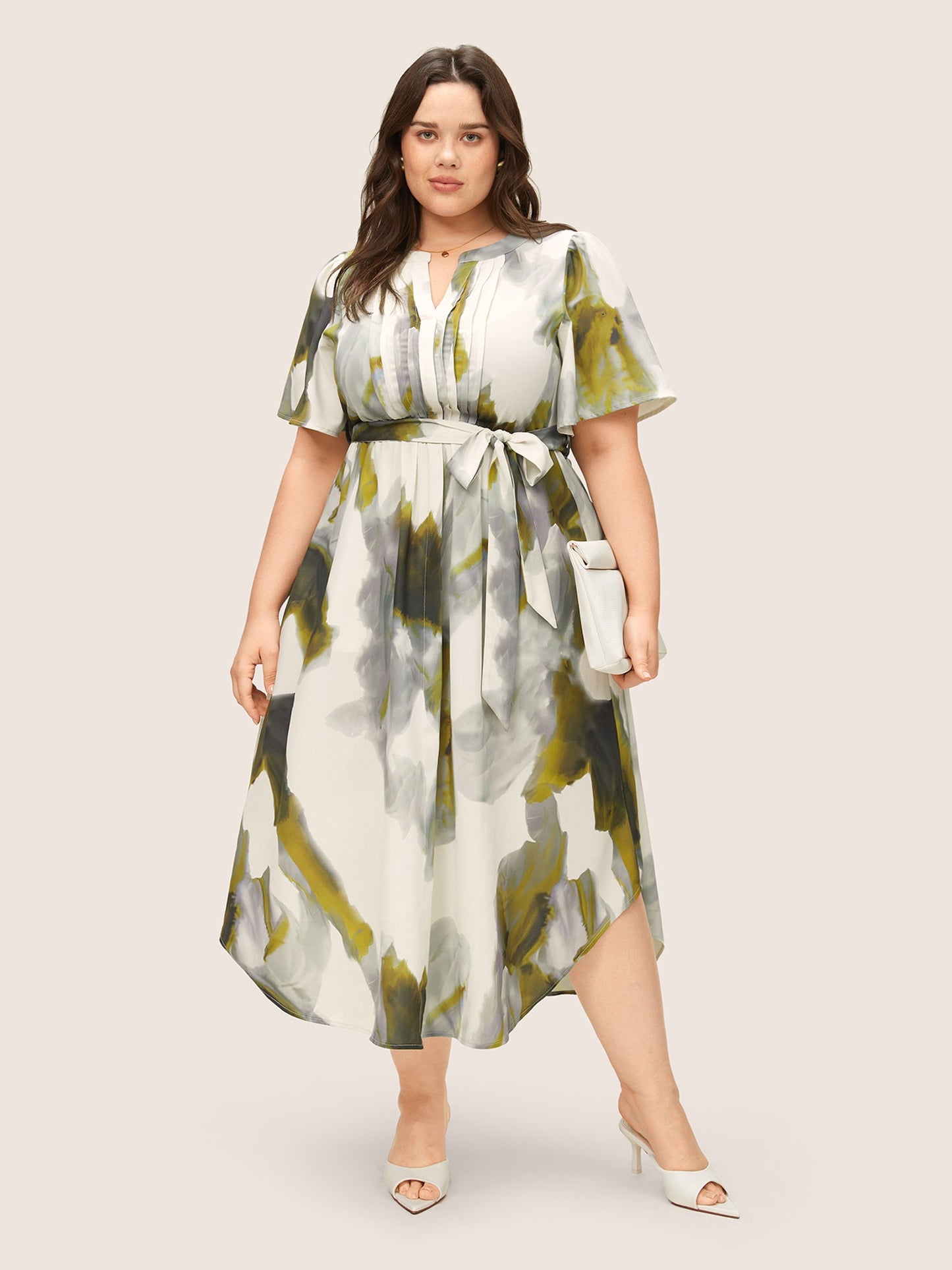 Colorblock Notched Pleated Belted Curved Hem Dress