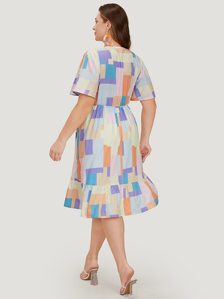 Geometric Notched Pocket Shirred Flutter Hem Dress