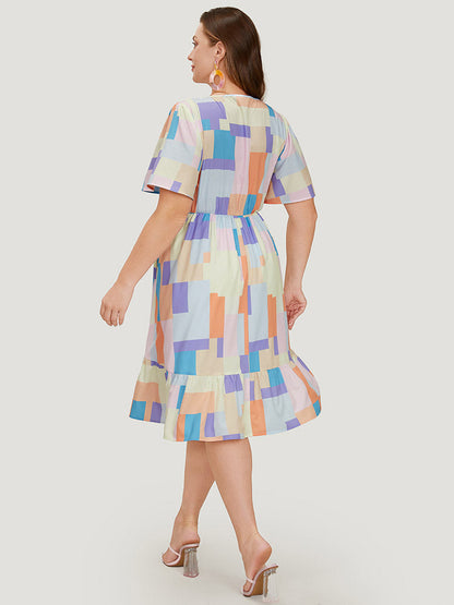 Geometric Notched Pocket Shirred Flutter Hem Dress