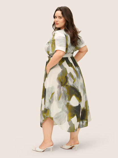 Colorblock Notched Pleated Belted Curved Hem Dress