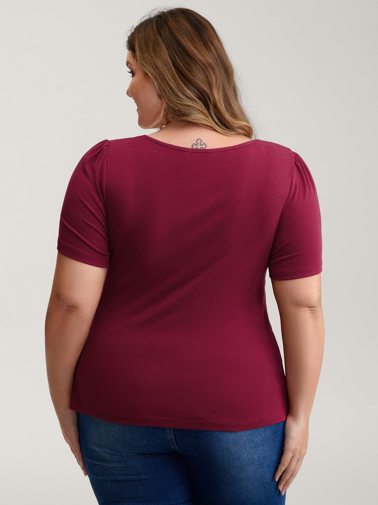 Ruched Stretchy Fitted Solid T-Shirt
