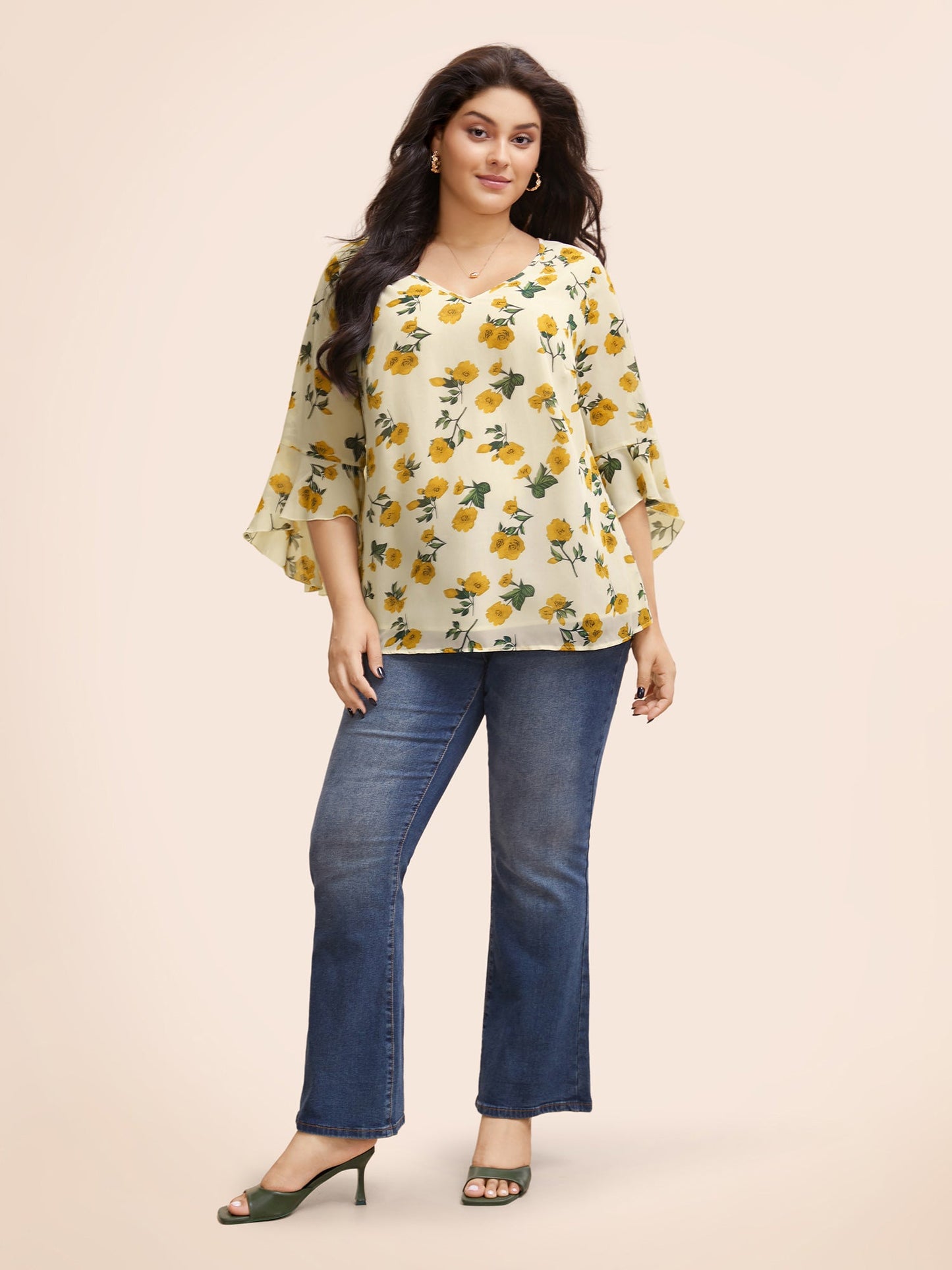 Floral Ruffle Sleeve Split Hem Blouse