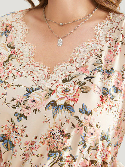 Floral Print Lace Trim Ruffle Hem Petal Sleeve Blouse