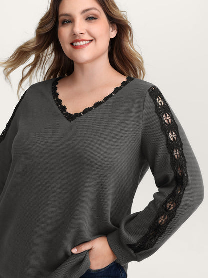 Lace Trim Textured V-Neck T-Shirt