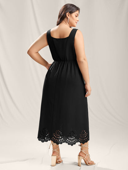Scalloped Laser Cut Pockets Maxi Dress