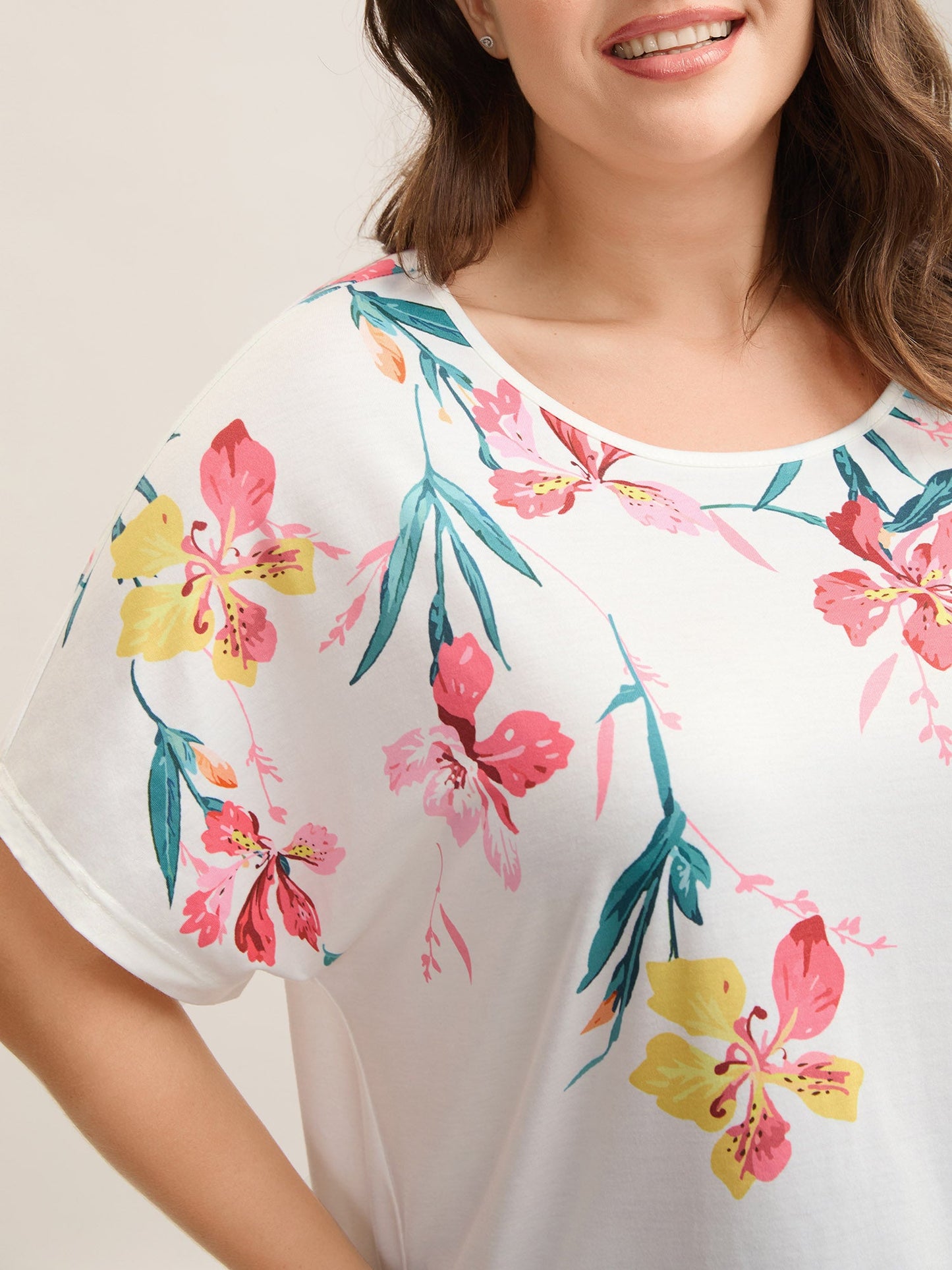 Floral Print Round Neck T-Shirt