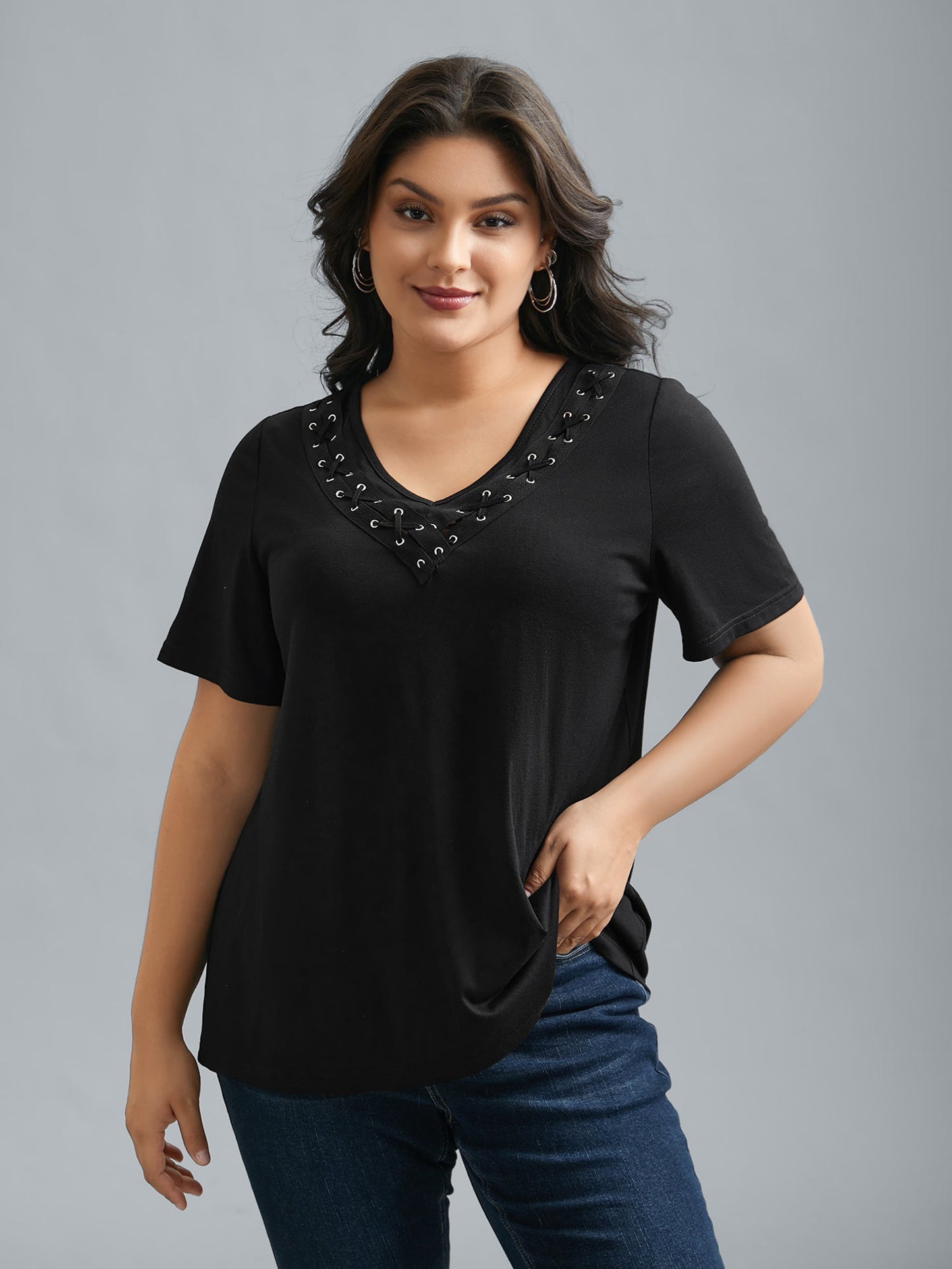 Stretchy V-Neck Hollow Fitted T-Shirt