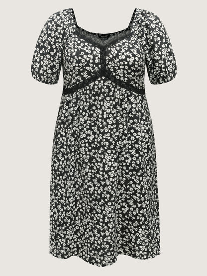 Ditsy Floral Print Lace Detail Midi Dress