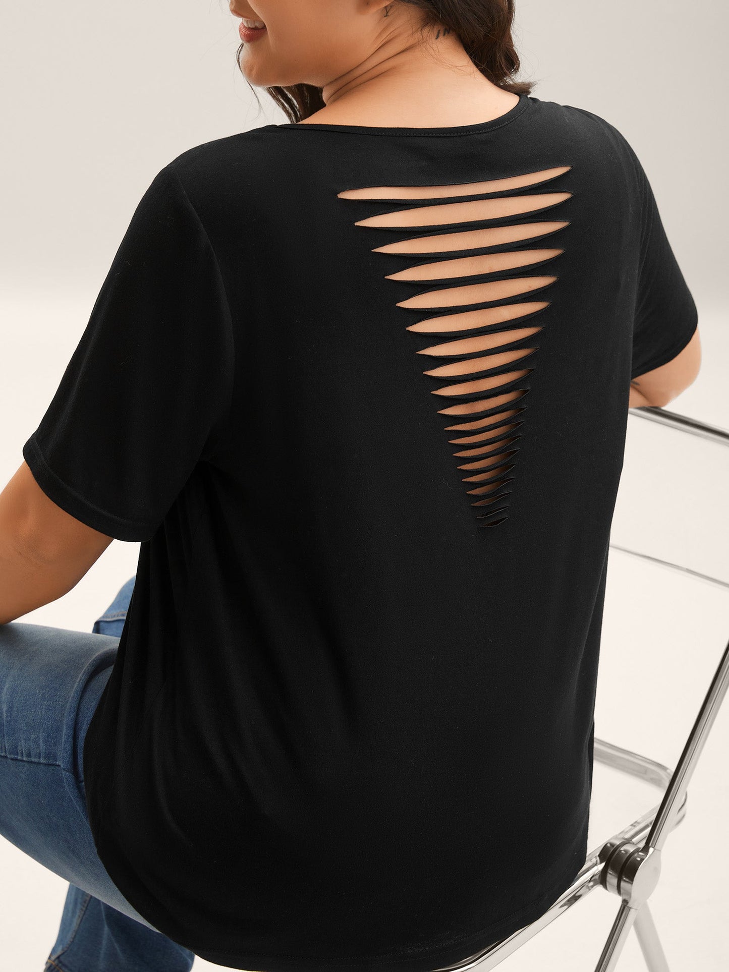 Stretchy Back Cut-Out V-Neck T-Shirt