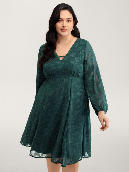 Textured Pockets Lined Midi Dress