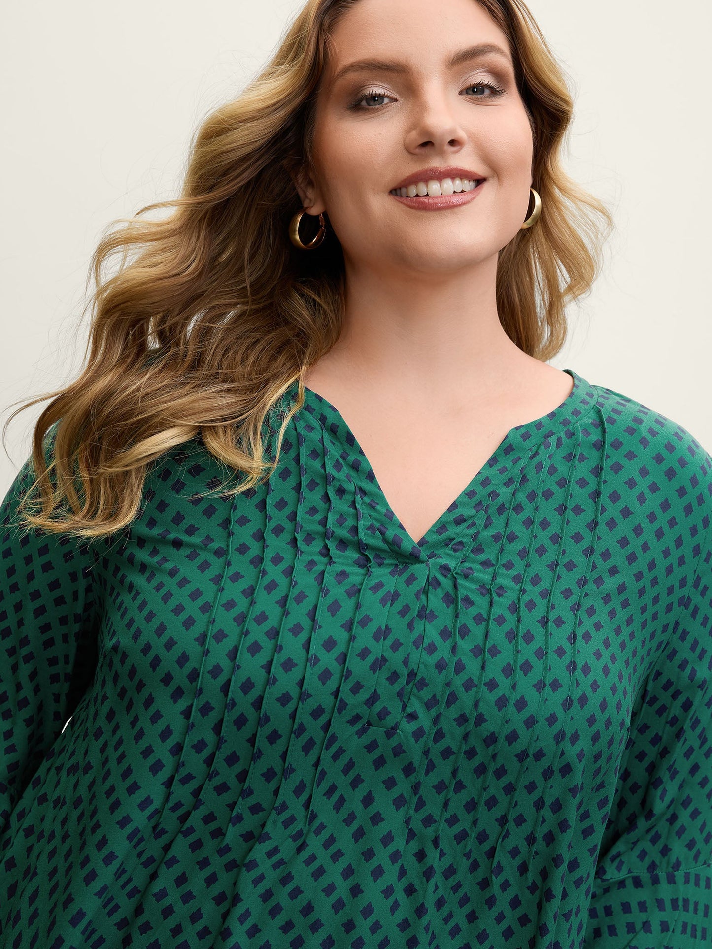 Geometric Print Bust-Ease Split Neck Blouse