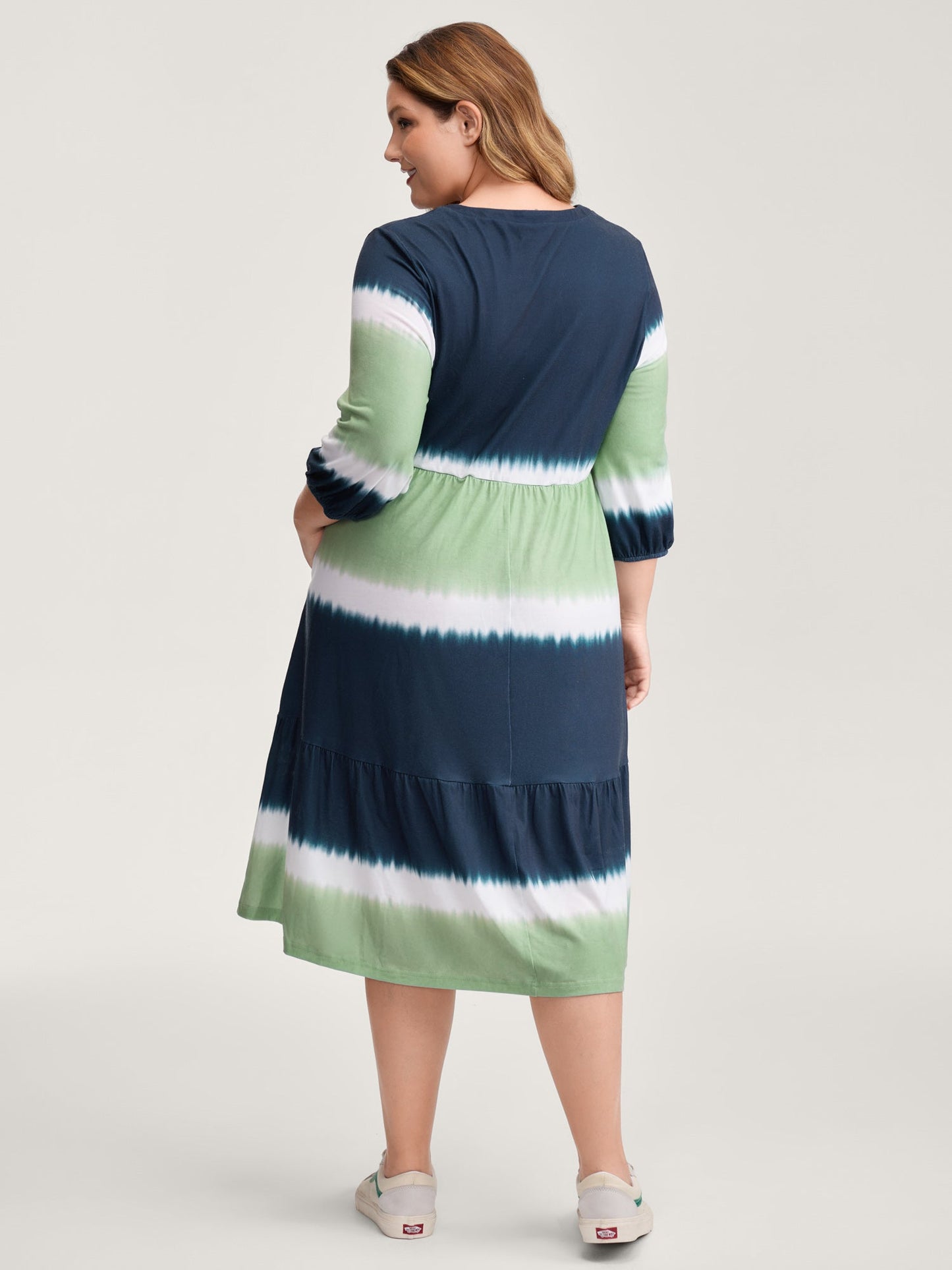 Cross-Tie Neckline Color Gradient Midi Dress