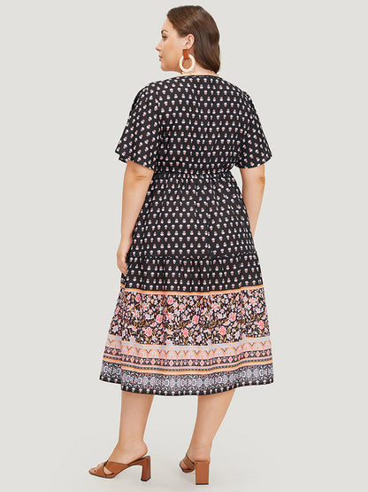 Boho Print Contrast Gathered Pocket Ruffles Dress