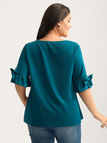 Ruffled 3D Bow Detail Solid Blouse