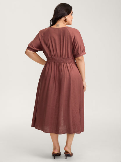 Textured Shirred Cinched-Waist Maxi Dress