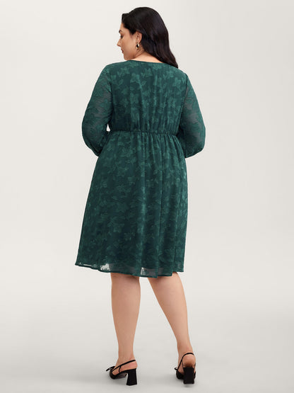 Textured Pockets Lined Midi Dress