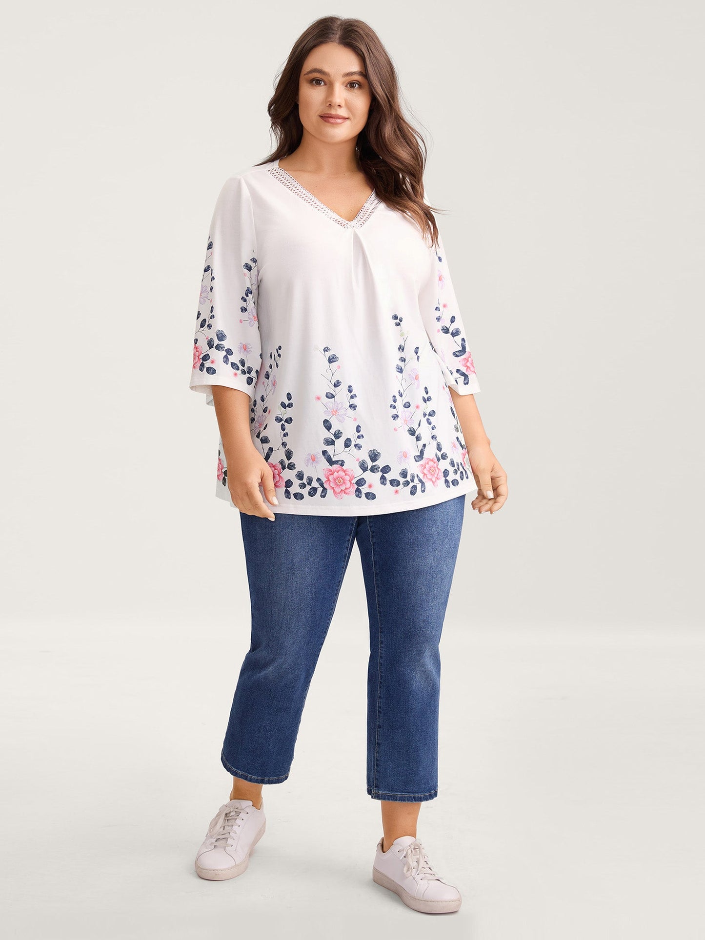 Stretchy Floral Print V-Neck Knit Top