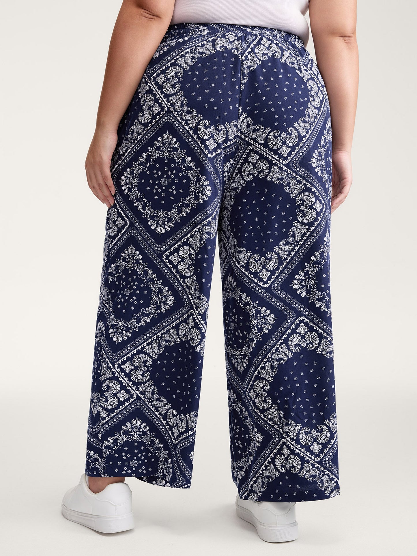 Collage Scarf Pattern Straight-Leg Pants